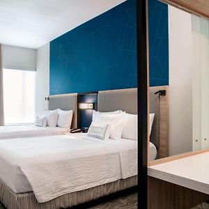Queen Suite